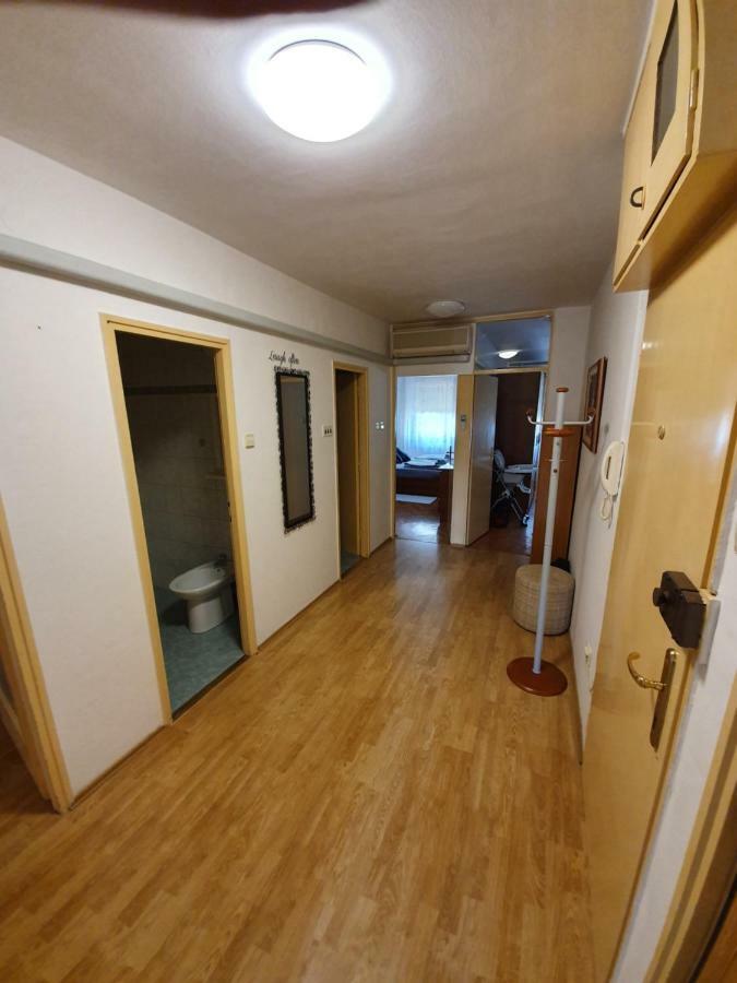 Apartman Val Pula Exteriér fotografie